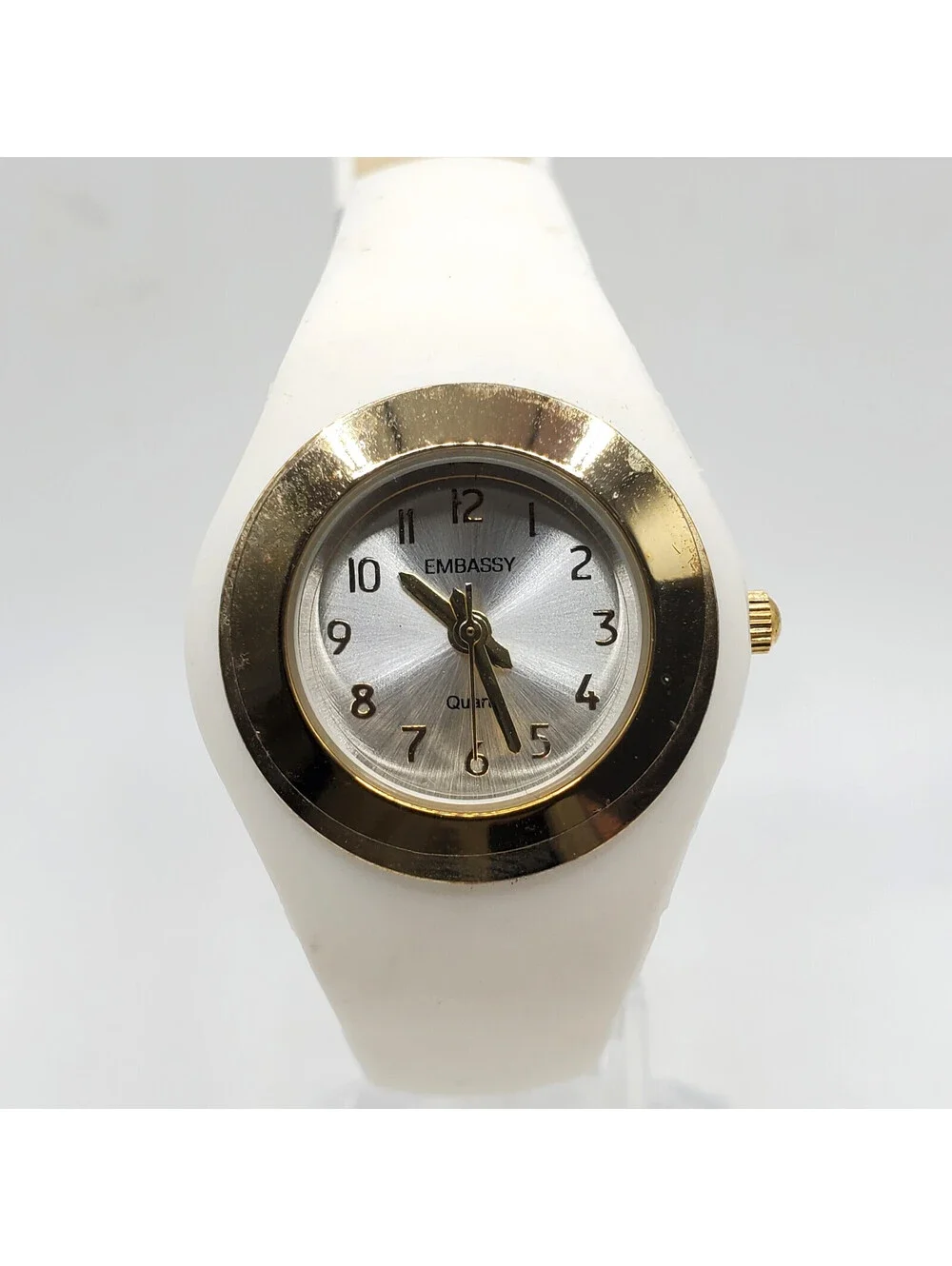 Embassy Quartz Womens Watch 30mm White/Gold Tone New Battery